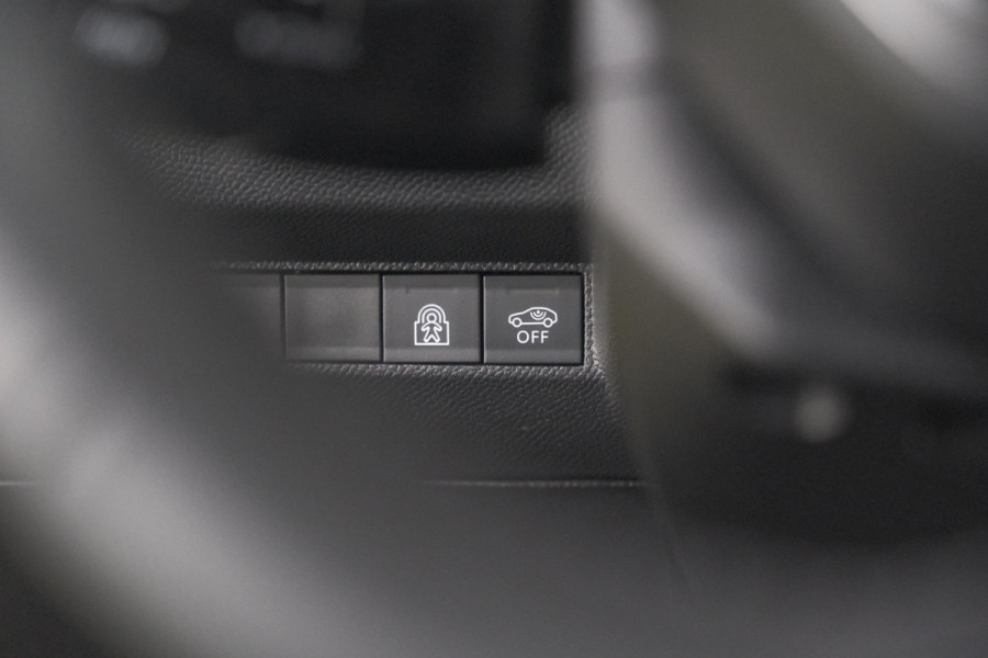 Peugeot 208 PureTech 100 Allure | Parkeersensoren | Apple Carplay | Climate Control