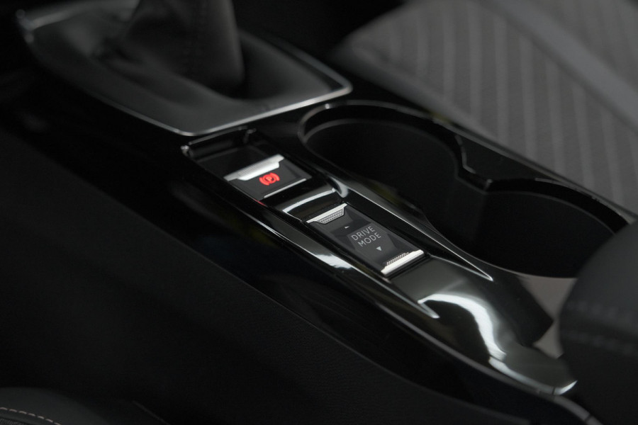 Peugeot 208 PureTech 100 Allure | Parkeersensoren | Apple Carplay | Climate Control
