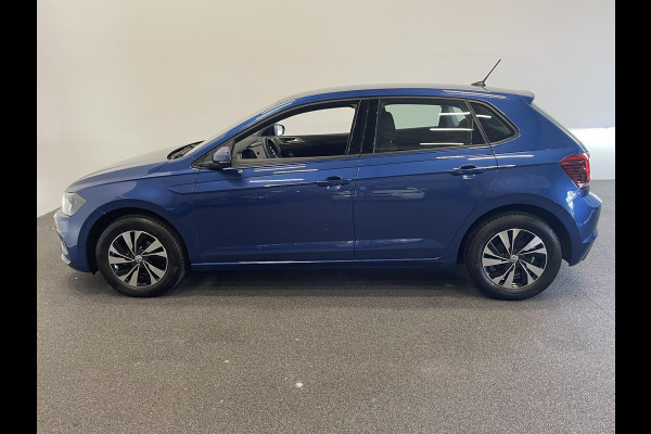 Volkswagen Polo 1.0 TSI Comfortline Business Airco|ECC Navi Carplay Adaptive Cruise Control PDC VA 15" LM Velgen Volkswagen Polo 1.0 TSI Comfortline Business Airco|ECC Navi Carplay Adaptive Cruise Control PDC VA 15" LM Velgen