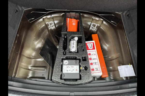 Seat Ateca 1.4 EcoTSI Xcellence Leder Camera Panorama Keyless Led verlichting Stoelverwarming