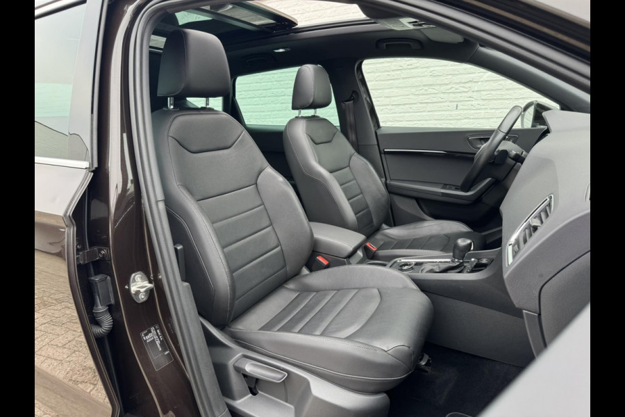 Seat Ateca 1.4 EcoTSI Xcellence Leder Camera Panorama Keyless Led verlichting Stoelverwarming