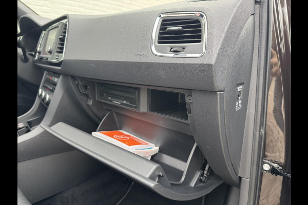 Seat Ateca 1.4 EcoTSI Xcellence Leder Camera Panorama Keyless Led verlichting Stoelverwarming
