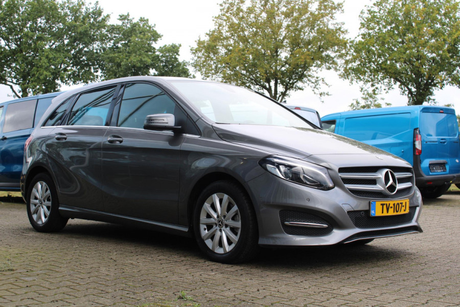 Mercedes-Benz B-Klasse 180 Ambition | Trekhaak | Goed Onderhouden! | Lichtmetalen Velgen | Airco | Cruise Control | Navigatie | Mercedes-Benz B-Klasse 180 Ambition | Trekhaak | Goed Onderhouden! | Lichtmetalen Velgen | Airco | Cruise Control | Navigatie |