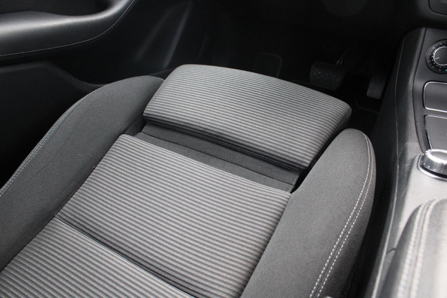 Mercedes-Benz B-Klasse 180 Ambition | Trekhaak | Goed Onderhouden! | Lichtmetalen Velgen | Airco | Cruise Control | Navigatie | Mercedes-Benz B-Klasse 180 Ambition | Trekhaak | Goed Onderhouden! | Lichtmetalen Velgen | Airco | Cruise Control | Navigatie |