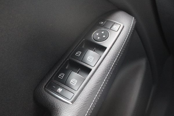 Mercedes-Benz B-Klasse 180 Ambition | Trekhaak | Goed Onderhouden! | Lichtmetalen Velgen | Airco | Cruise Control | Navigatie | Mercedes-Benz B-Klasse 180 Ambition | Trekhaak | Goed Onderhouden! | Lichtmetalen Velgen | Airco | Cruise Control | Navigatie |