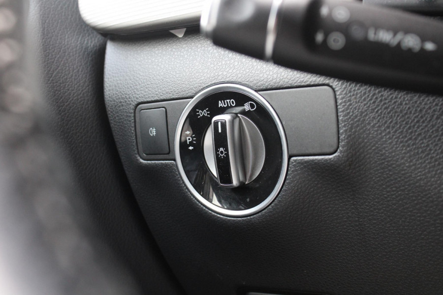 Mercedes-Benz B-Klasse 180 Ambition | Trekhaak | Goed Onderhouden! | Lichtmetalen Velgen | Airco | Cruise Control | Navigatie | Mercedes-Benz B-Klasse 180 Ambition | Trekhaak | Goed Onderhouden! | Lichtmetalen Velgen | Airco | Cruise Control | Navigatie |