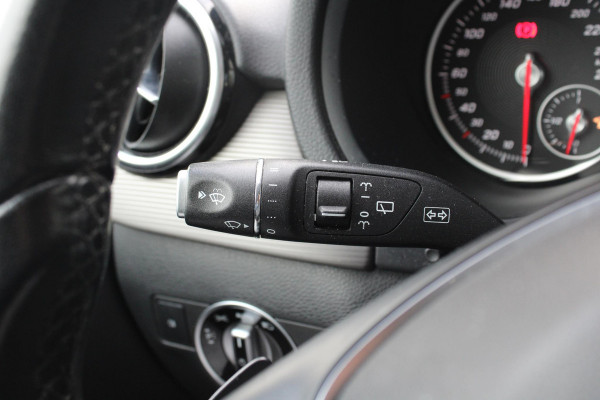 Mercedes-Benz B-Klasse 180 Ambition | Trekhaak | Goed Onderhouden! | Lichtmetalen Velgen | Airco | Cruise Control | Navigatie | Mercedes-Benz B-Klasse 180 Ambition | Trekhaak | Goed Onderhouden! | Lichtmetalen Velgen | Airco | Cruise Control | Navigatie |