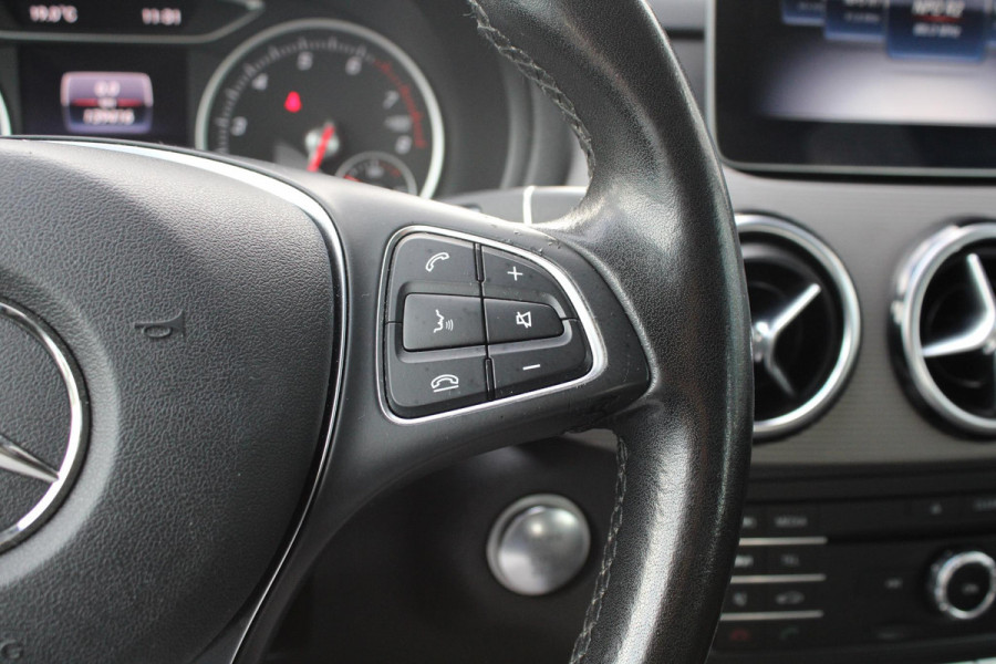 Mercedes-Benz B-Klasse 180 Ambition | Trekhaak | Goed Onderhouden! | Lichtmetalen Velgen | Airco | Cruise Control | Navigatie | Mercedes-Benz B-Klasse 180 Ambition | Trekhaak | Goed Onderhouden! | Lichtmetalen Velgen | Airco | Cruise Control | Navigatie |