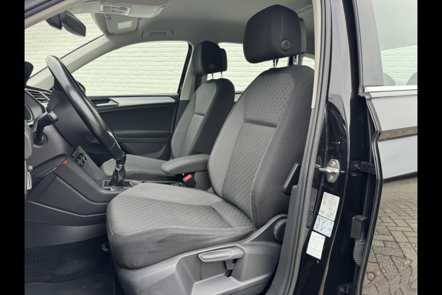 Volkswagen Tiguan 1.4 TSI ACT R-line Led Adaptieve cruise Navigatie Pdc voor+achter Lane assist
