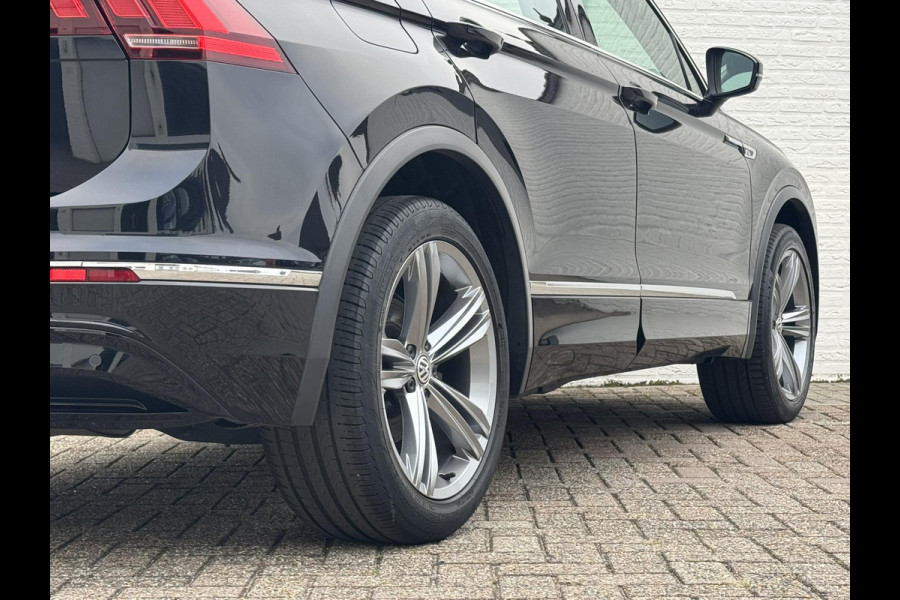Volkswagen Tiguan 1.4 TSI ACT R-line Led Adaptieve cruise Navigatie Pdc voor+achter Lane assist