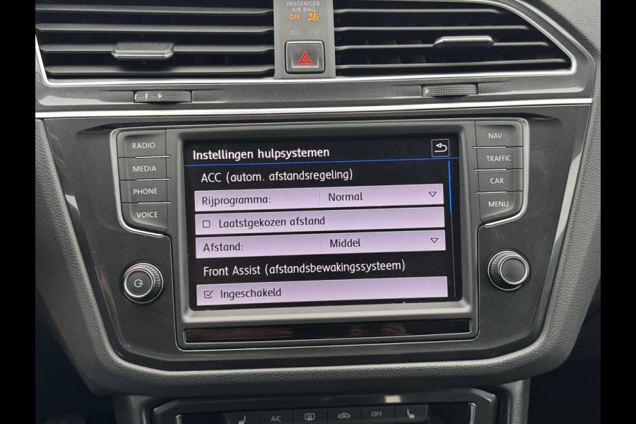 Volkswagen Tiguan 1.4 TSI ACT R-line Led Adaptieve cruise Navigatie Pdc voor+achter Lane assist