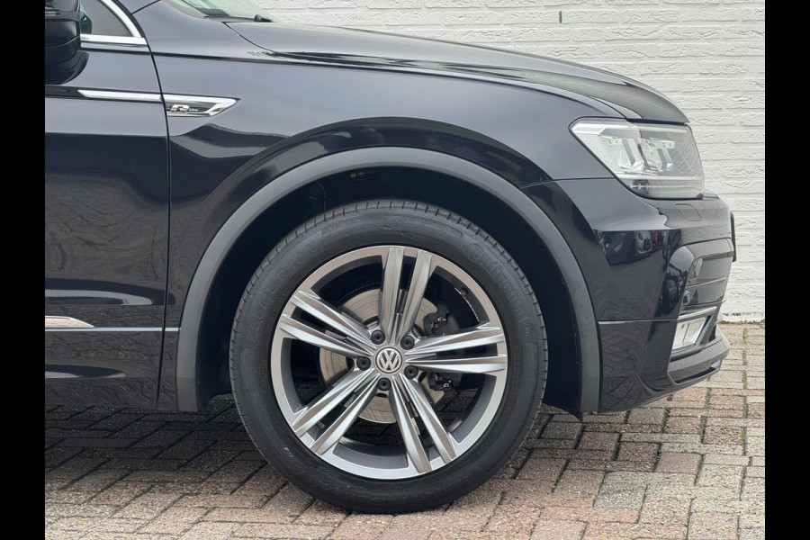 Volkswagen Tiguan 1.4 TSI ACT R-line Led Adaptieve cruise Navigatie Pdc voor+achter Lane assist