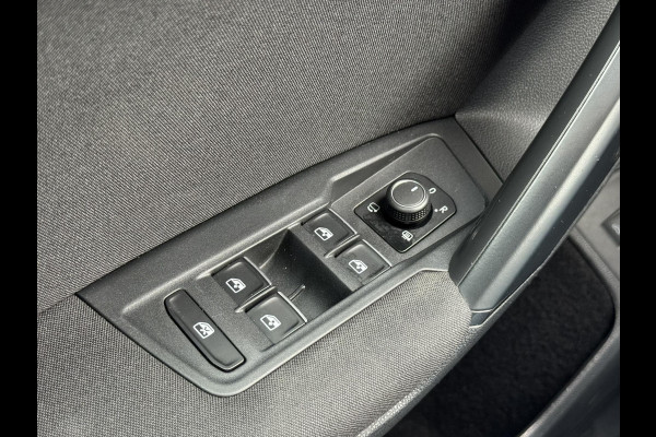 Volkswagen Tiguan 1.4 TSI ACT R-line Led Adaptieve cruise Navigatie Pdc voor+achter Lane assist