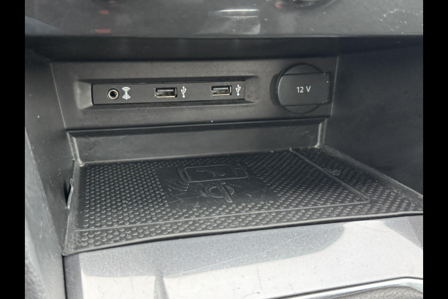 Volkswagen Tiguan 1.4 TSI ACT R-line Led Adaptieve cruise Navigatie Pdc voor+achter Lane assist