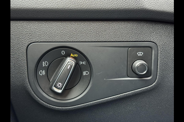 Volkswagen Tiguan 1.4 TSI ACT R-line Led Adaptieve cruise Navigatie Pdc voor+achter Lane assist