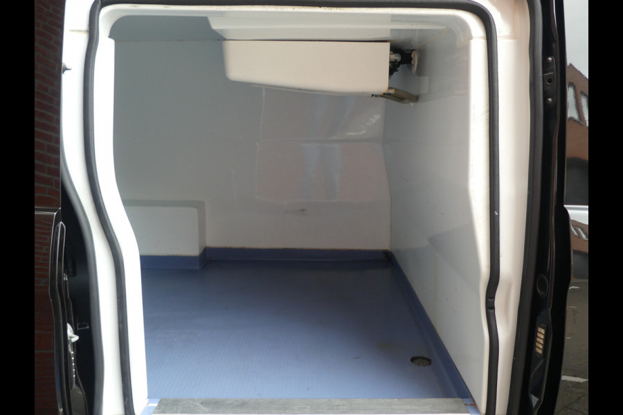 Mercedes-Benz Vito 114 CDI Lang Geïsoleerd/Vries/Dag en nachtkoeling Mercedes-Benz Vito 114 CDI Lang Geïsoleerd/Vries/Dag en nachtkoeling