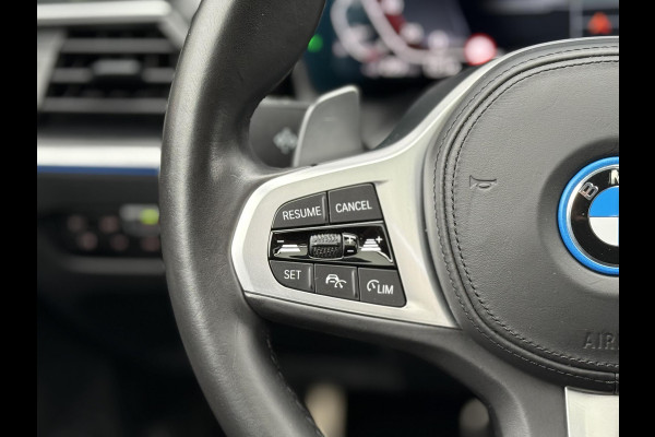 BMW 3 Serie Touring 330e High Ex. M-sport plus|SOH98%|Pano|Laser|CoPilot|HiFi|Trekhaak|Dravit grey