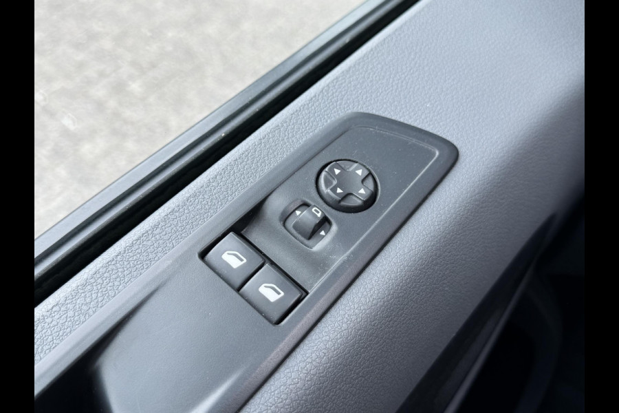 Citroën ë-Jumpy Control M 75 kWh Citroën ë-Jumpy Control M 75 kWh