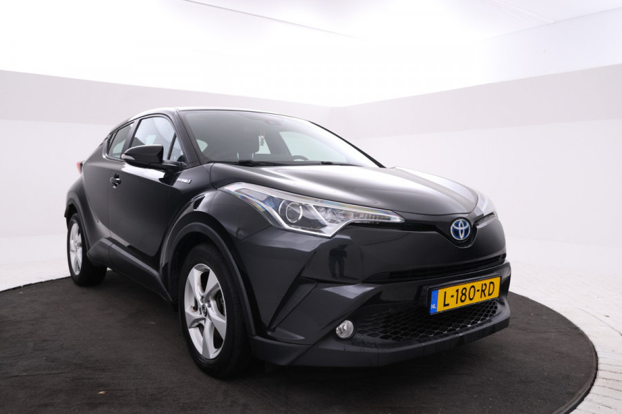 Toyota C-HR 1.8 Hybrid Active Afn. haak, Navigatie, Climate,