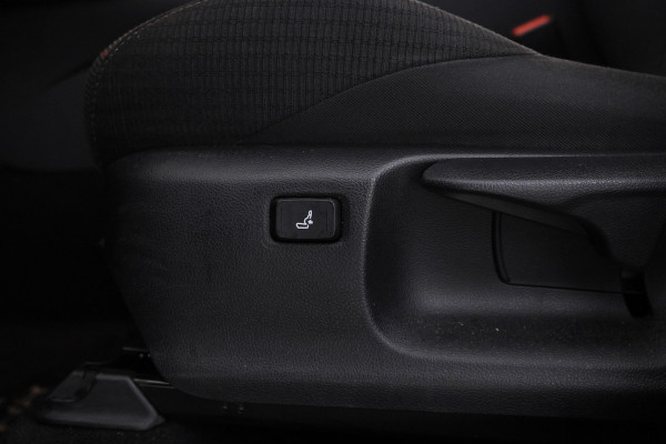 Toyota C-HR 1.8 Hybrid Active Afn. haak, Navigatie, Climate,