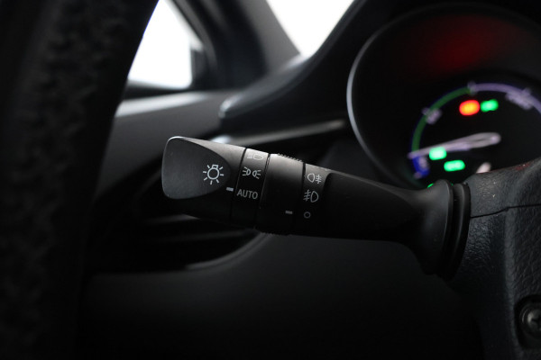 Toyota C-HR 1.8 Hybrid Active Afn. haak, Navigatie, Climate,