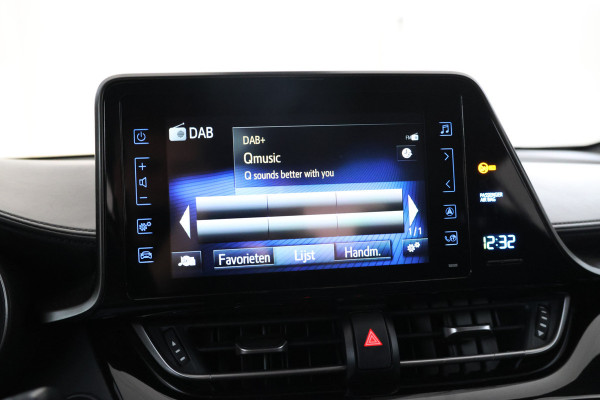 Toyota C-HR 1.8 Hybrid Active Afn. haak, Navigatie, Climate,