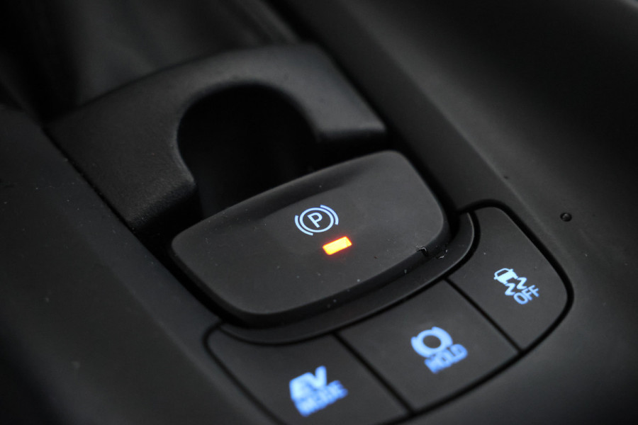 Toyota C-HR 1.8 Hybrid Active Afn. haak, Navigatie, Climate,