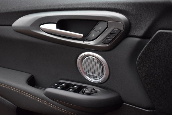 Alfa Romeo Tonale 1.5T Hybrid 160PK Aut. Veloce | Leder | 360 Camera | Harman Kardon | Stoelverw./koeling | Navi | Incl. garantie. Alfa Romeo Tonale 1.5T Hybrid 160PK Aut. Veloce | Leder | 360 Camera | Harman Kardon | Stoelverw./koeling | Navi | Incl. garantie.