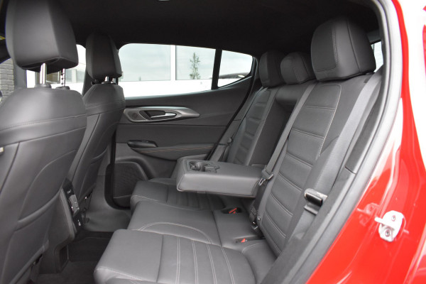 Alfa Romeo Tonale 1.5T Hybrid 160PK Aut. Veloce | Leder | 360 Camera | Harman Kardon | Stoelverw./koeling | Navi | Incl. garantie. Alfa Romeo Tonale 1.5T Hybrid 160PK Aut. Veloce | Leder | 360 Camera | Harman Kardon | Stoelverw./koeling | Navi | Incl. garantie.