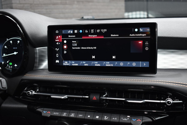 Alfa Romeo Tonale 1.5T Hybrid 160PK Aut. Veloce | Leder | 360 Camera | Harman Kardon | Stoelverw./koeling | Navi | Incl. garantie. Alfa Romeo Tonale 1.5T Hybrid 160PK Aut. Veloce | Leder | 360 Camera | Harman Kardon | Stoelverw./koeling | Navi | Incl. garantie.