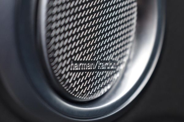 Alfa Romeo Tonale 1.5T Hybrid 160PK Aut. Veloce | Leder | 360 Camera | Harman Kardon | Stoelverw./koeling | Navi | Incl. garantie. Alfa Romeo Tonale 1.5T Hybrid 160PK Aut. Veloce | Leder | 360 Camera | Harman Kardon | Stoelverw./koeling | Navi | Incl. garantie.