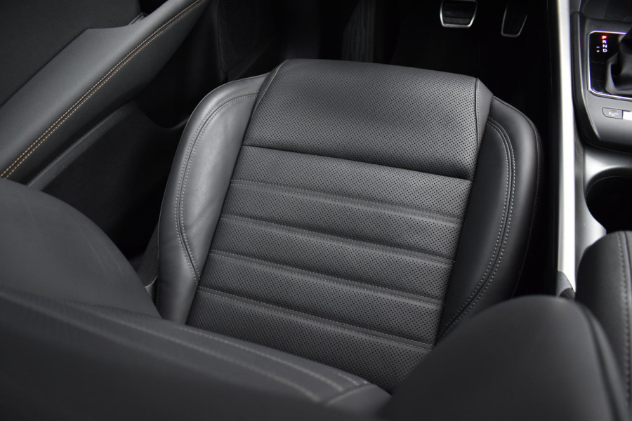 Alfa Romeo Tonale 1.5T Hybrid 160PK Aut. Veloce | Leder | 360 Camera | Harman Kardon | Stoelverw./koeling | Navi | Incl. garantie. Alfa Romeo Tonale 1.5T Hybrid 160PK Aut. Veloce | Leder | 360 Camera | Harman Kardon | Stoelverw./koeling | Navi | Incl. garantie.