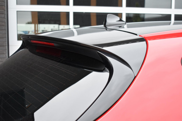 Alfa Romeo Tonale 1.5T Hybrid 160PK Aut. Veloce | Leder | 360 Camera | Harman Kardon | Stoelverw./koeling | Navi | Incl. garantie. Alfa Romeo Tonale 1.5T Hybrid 160PK Aut. Veloce | Leder | 360 Camera | Harman Kardon | Stoelverw./koeling | Navi | Incl. garantie.