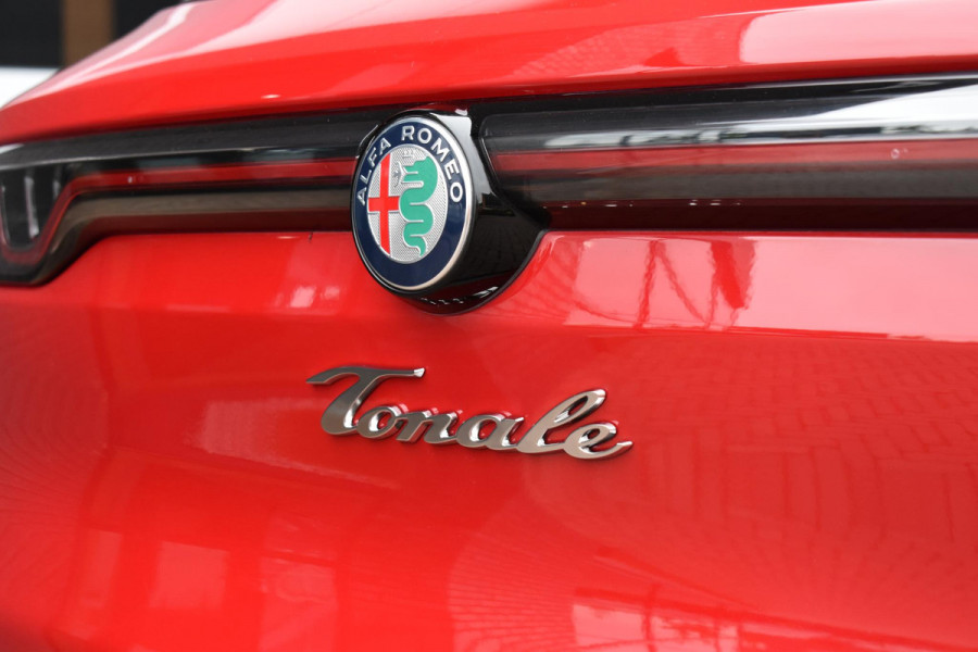 Alfa Romeo Tonale 1.5T Hybrid 160PK Aut. Veloce | Leder | 360 Camera | Harman Kardon | Stoelverw./koeling | Navi | Incl. garantie. Alfa Romeo Tonale 1.5T Hybrid 160PK Aut. Veloce | Leder | 360 Camera | Harman Kardon | Stoelverw./koeling | Navi | Incl. garantie.