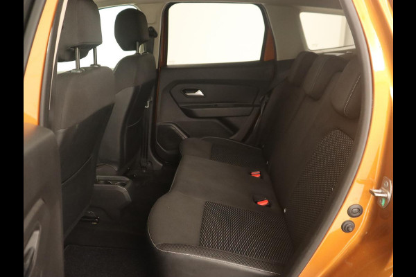 Dacia Duster 1.2 TCe Comfort | Trekhaak | Navigatie | Camera | Cruise control | Airco | Getint glas | DAB