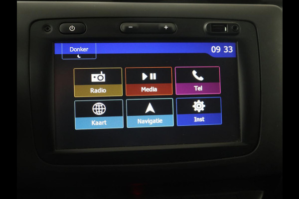 Dacia Duster 1.2 TCe Comfort | Trekhaak | Navigatie | Camera | Cruise control | Airco | Getint glas | DAB