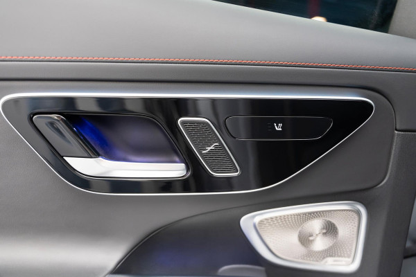 Mercedes-Benz C-Klasse C43 AMG 4MATIC |Pano|Kuipstoelen|360 Camera|Burmester|Memory| Mercedes-Benz C-Klasse C43 AMG 4MATIC |Pano|Kuipstoelen|360 Camera|Burmester|Memory|