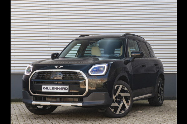 MINI Countryman 1.5 C Favoured - XL Pakket - Pano - Trekhaak - Memoryzetel