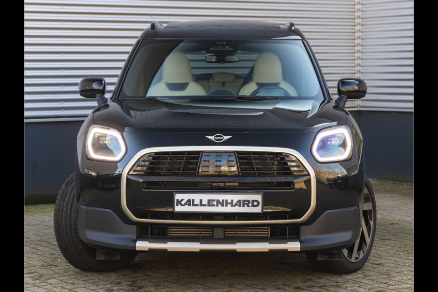 MINI Countryman 1.5 C Favoured - XL Pakket - Pano - Trekhaak - Memoryzetel