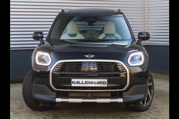 MINI Countryman 1.5 C Favoured - XL Pakket - Pano - Trekhaak - Memoryzetel