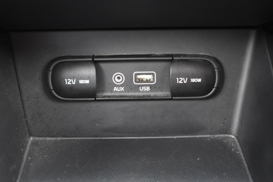 Kia Niro 1.6 GDI Hybrid Executiveline / Navigatie / Camera / 18" LM / Carplay / Adap. Cruise / Trekhaak