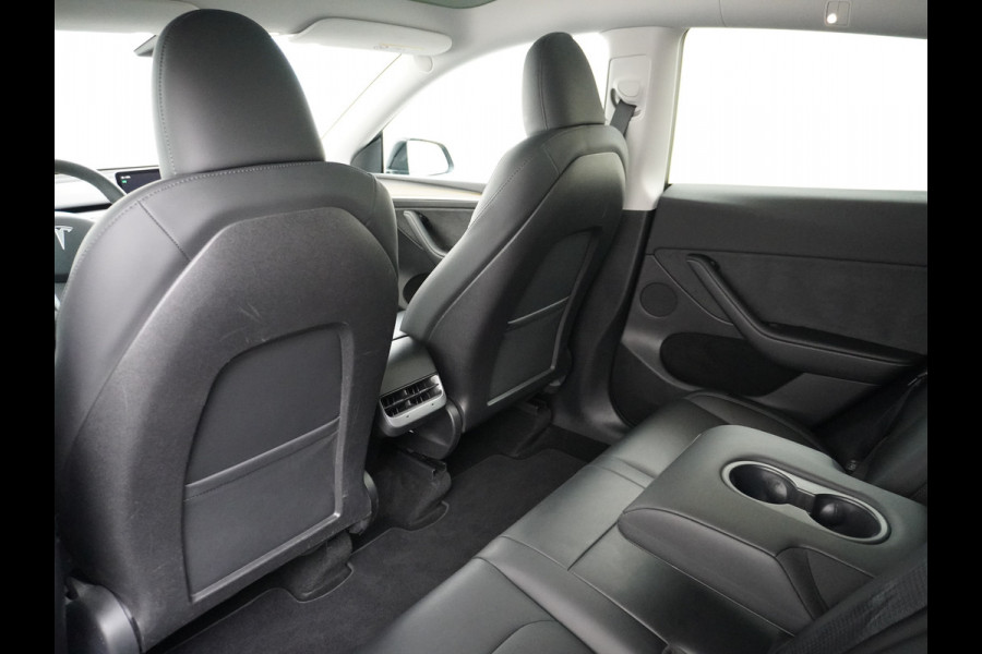 Tesla Model Y RWD LFP Warmtepomp Leder Panoramadak Memory Stoel+Stuurverwarming Camera's Navi Ecc Dog-Kampeer Modus Elek.Achterklep AMD Ryzen™ Processor Premium Audio 1e Eigenaar Origineel Nederlandse Auto