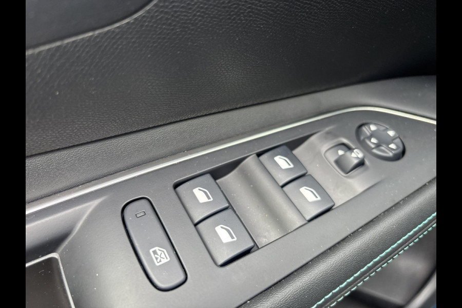 Peugeot 3008 1.2 PureTech Blue Lease Allure