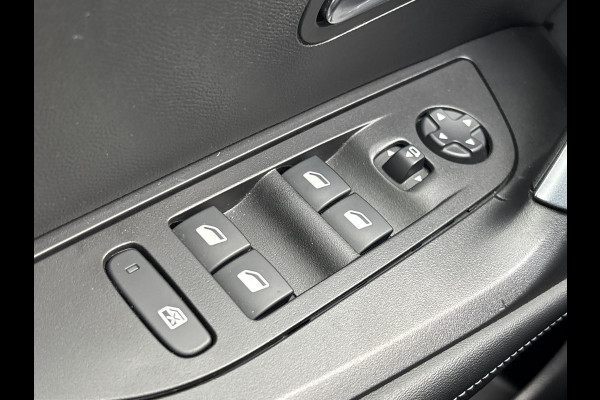 Peugeot 2008 1.2 PureTech Allure  | automaat | trekhaak