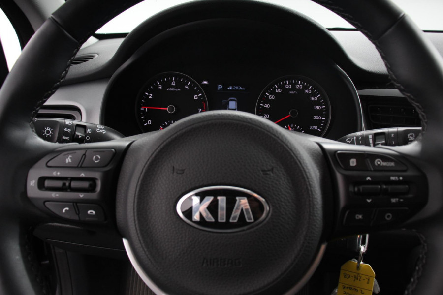 Kia Stonic 1.0 T-GDi 120 PK Automaat Vision | Navigatie | Climate control | Camera | Lane Assist | Cruise Control | Privacy Glass | Lichtmetalen velgen | Stoel-Stuurverwarming