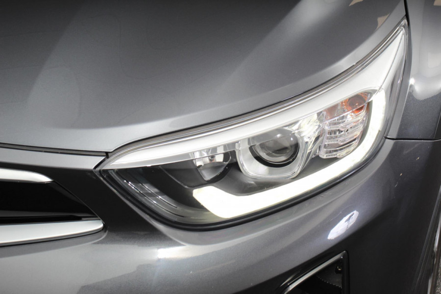 Kia Stonic 1.0 T-GDi 120 PK Automaat Vision | Navigatie | Climate control | Camera | Lane Assist | Cruise Control | Privacy Glass | Lichtmetalen velgen | Stoel-Stuurverwarming