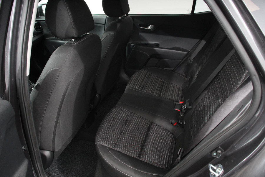 Kia Stonic 1.0 T-GDi 120 PK Automaat Vision | Navigatie | Climate control | Camera | Lane Assist | Cruise Control | Privacy Glass | Lichtmetalen velgen | Stoel-Stuurverwarming