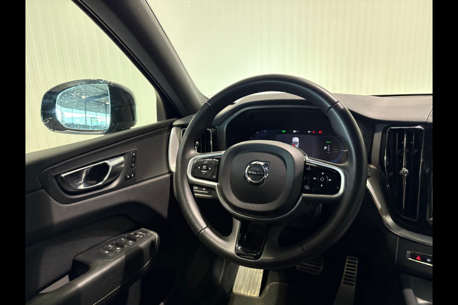 Volvo XC60 T6 AWD Aut. R-Design Trekhaak Parkeercamera Leder 340pk
