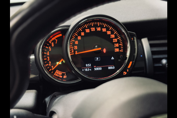 MINI Mini 2.0 Cooper S JCW | Panorama | 1e Eig! | NAP MINI Mini 2.0 Cooper S JCW | Panorama | 1e Eig! | NAP