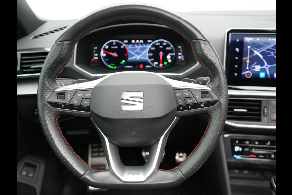 Seat Tarraco 1.4 TSI e-Hybrid FR Plug in Hybrid 245pk Dealer O.H PHEV | Panodak | 360 Camera | Adaptive Cruise | Alcantara Sportstoelen Memory & Verwarmd | Apple Carplay | Blis | Navigatie | Keyless | Stuur Verwarmd | Virtual | DAB |